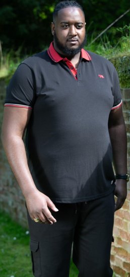 D555 CHESTER Pique Polo With Red Collar With Tipping Detail And Chest Embroidery Black - Поло тениски - мъжки тениски с яка големи размери
