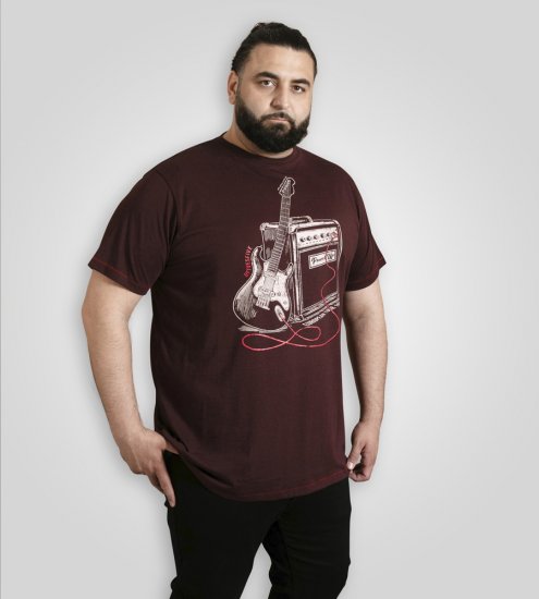 D555 Barnsley Guitar and Amp Crew Neck T-Shirt Burgundy - Тениски - мъжки тениски големи размери