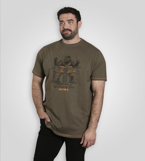 D555 Stockton Gorilla Playing Drums Crew Neck T-Shirt Khaki - Тениски - мъжки тениски големи размери