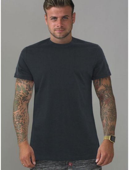 D555 Callum T-shirt Black - Тениски - мъжки тениски големи размери
