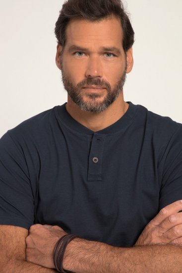 JP1880 818628 Тениска Henley с кройка за корем Тъмносиньо - Тениски - мъжки тениски големи размери