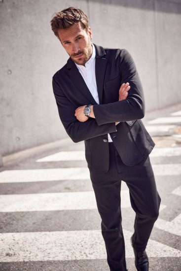 JP1880 Manhattan Flexnamic Business Jersey Suit Black - Костюми - мъжки костюми големи размери