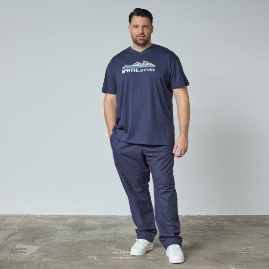 North Latitude Mountain T-Shirt V-Neck Нейви - TALL T-shirts - Тениски за високи мъже