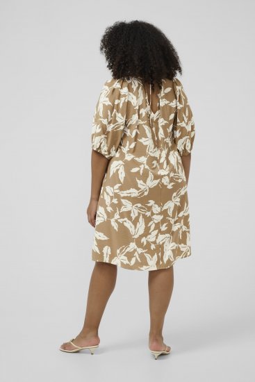 Kaffe Curve Marla Dress Oak Chalk Leaf - Миди рокли - Дамски миди рокли в големи размери