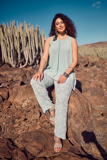 Ulla Popken Mosaic Print Elastic Waist Pants White - Дамски Дънки & Панталони в Големи Размери – Plus Size - 